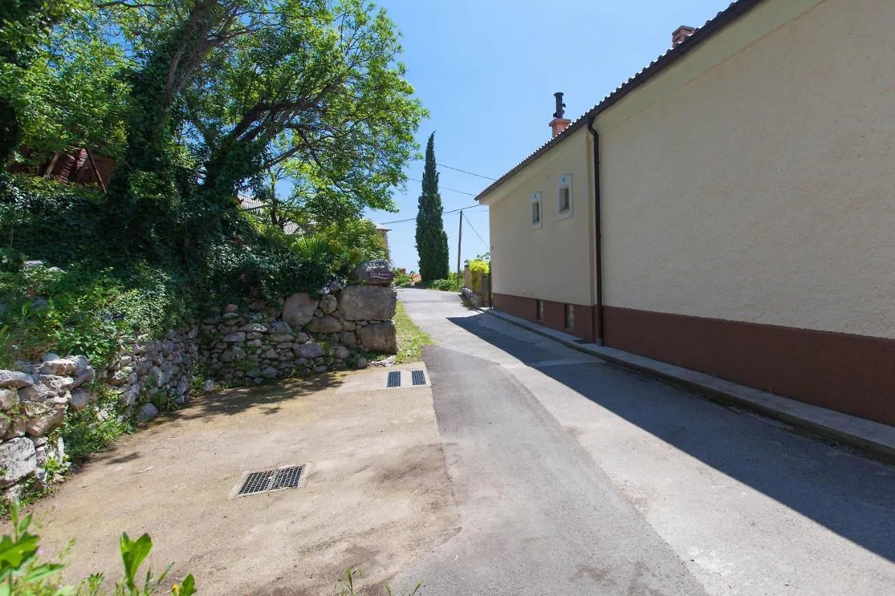 Vinodol Villa Baretic בית נופש